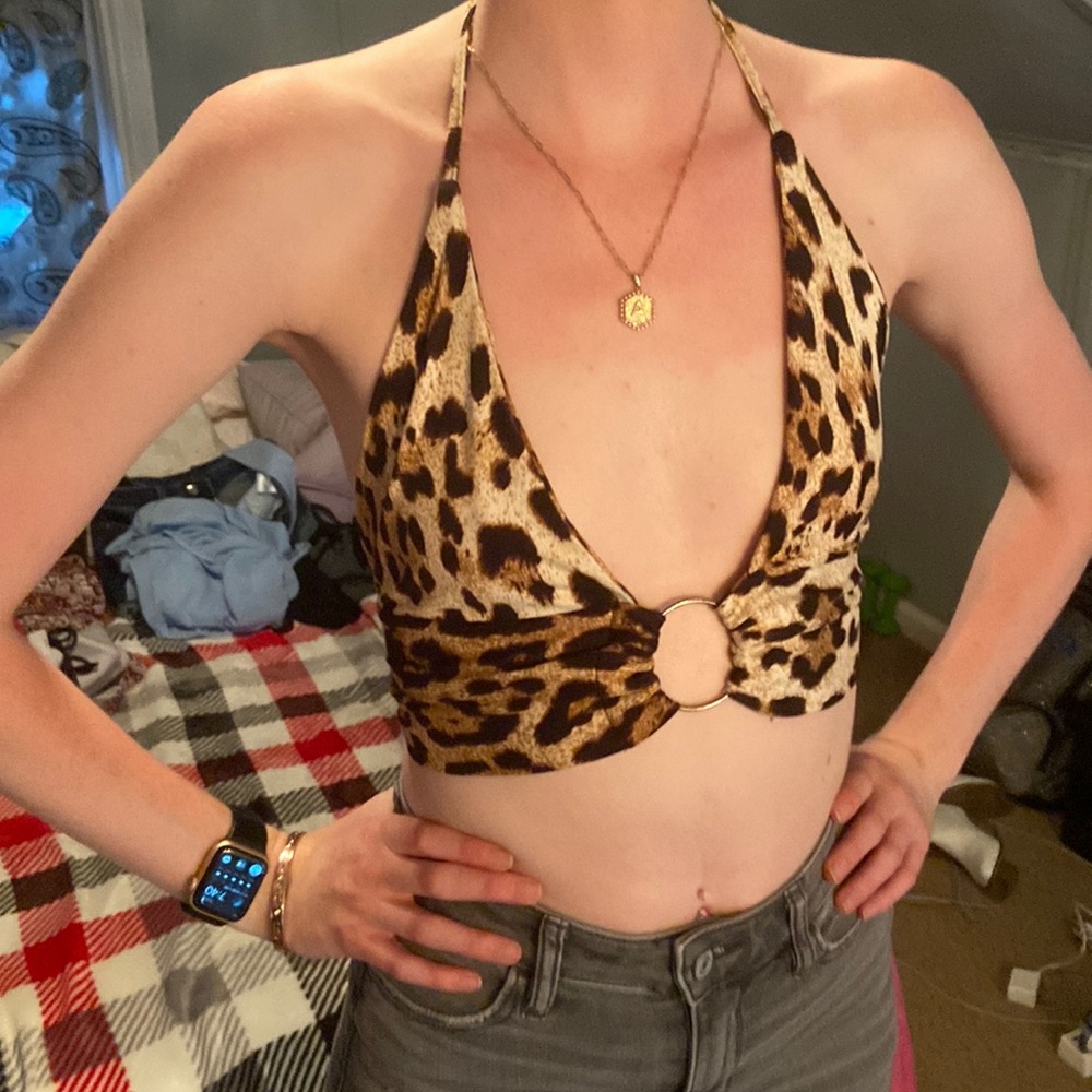 Tie back top